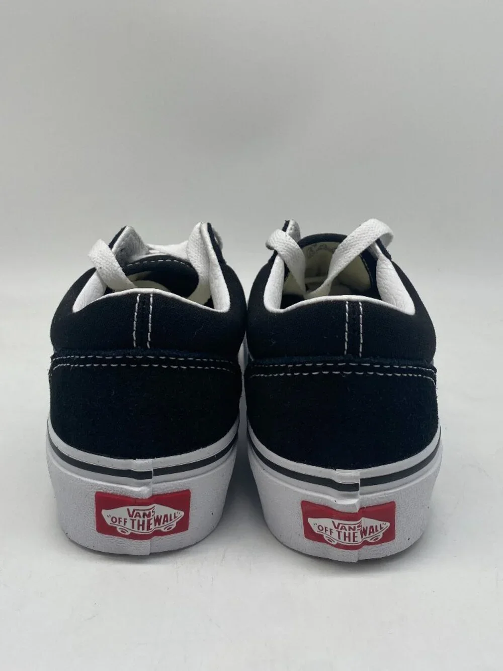 VANS OLD SKOOL PLATFORM BLACK/WHITE US YOUTH SIZE 2